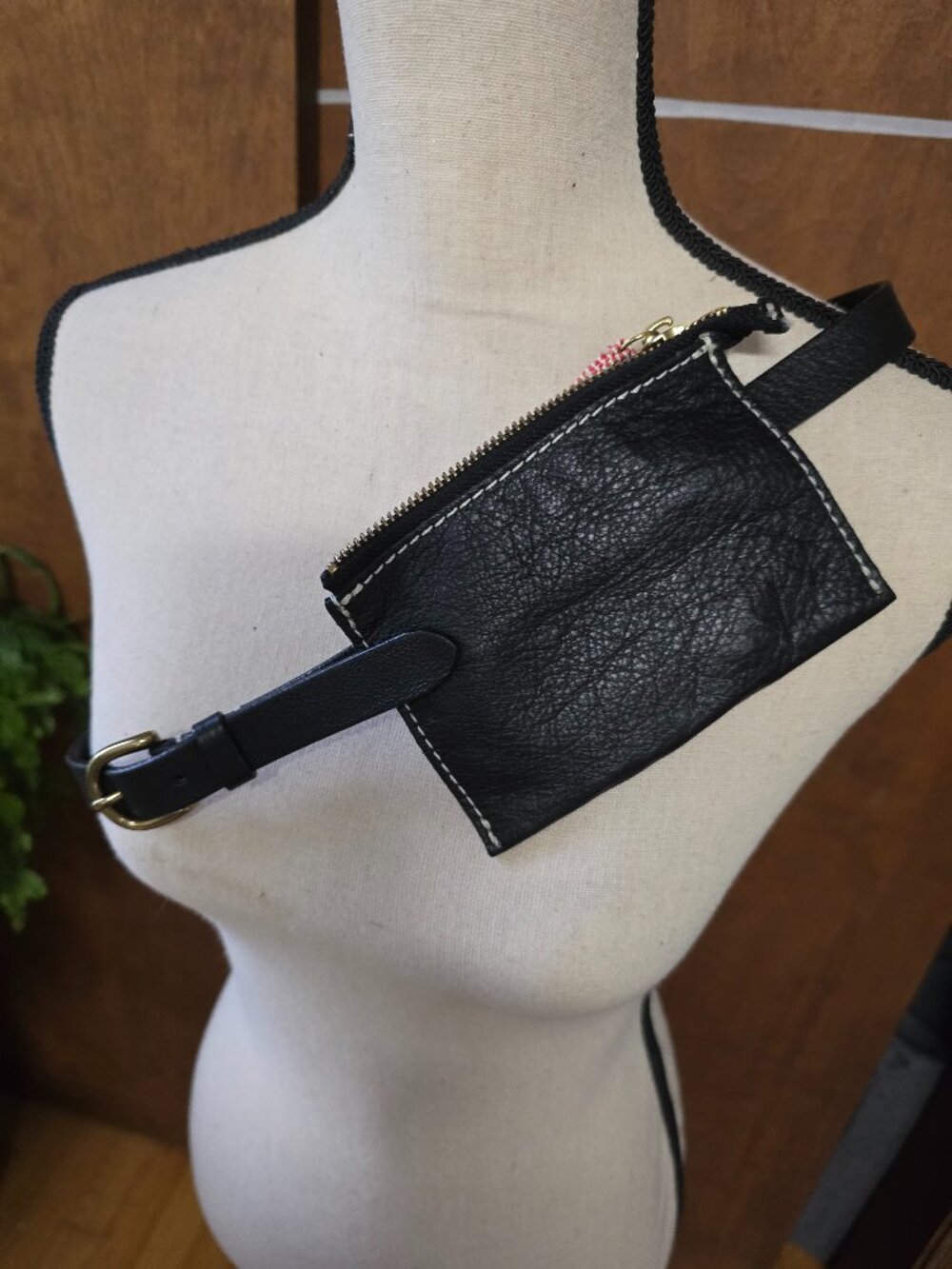 TOKYObay Obi Collection Leather Belt Bag in Black S/M